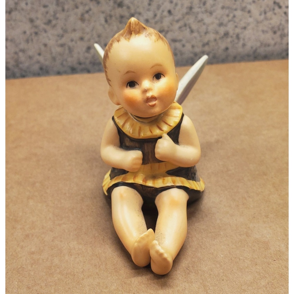 Vintage 1964 Hummel Goebel "HUMMELE" Baby Angel Bee Figurine Signed #365 Germany